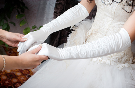 Свадебные перчатки из плотной ткани