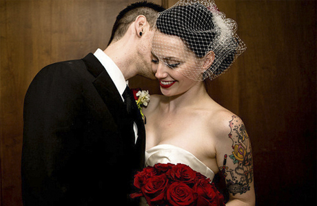 Татуировка невесты - как подчеркнуть
