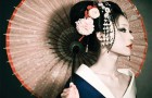 Японский стиль свадебной прически и макияжа невесты