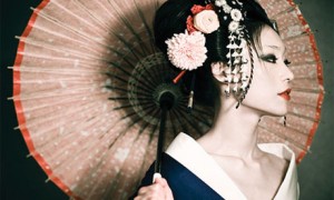 Японский стиль свадебной прически и макияжа невесты