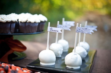 Десертный стол на свадьбе: кексы