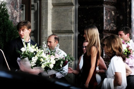Гости на свадьбе Дементьевой