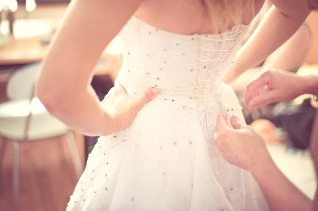 Свадебное платье с высоким корсетом
