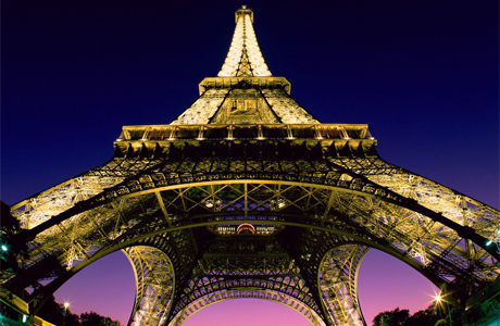 Медовый месяц в Париже: Эйфелева башня