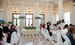 Рассадка гостей за свадебным столом