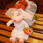 Забавная куколка невесты