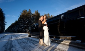Февральский свадебный кортеж – лимузин