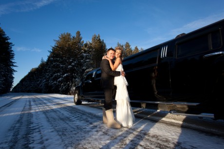 Свадебный кортеж – лимузин