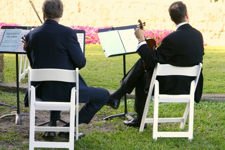 Музыка на свадьбе - эконом-вариант