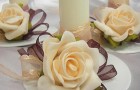 Розы постельных тонов для свадебного стола