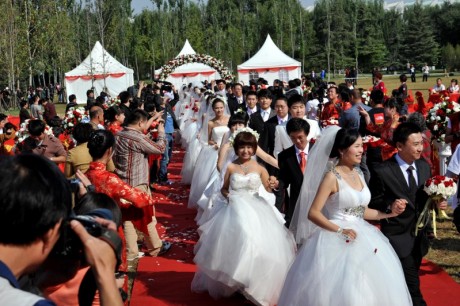 Массовые свадьбы в Пекине