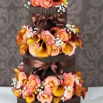 Шоколад и цветы - чего еще желать на свадьбе?
