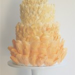 Персиковые оттенки для свадебного торта