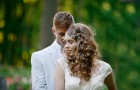 romantic-spring-wedding-outdoor-venue-all-down-wedding-hairstyle__full-carousel