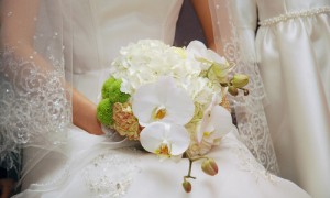 Шикарные белые орхидеи на свадьбу