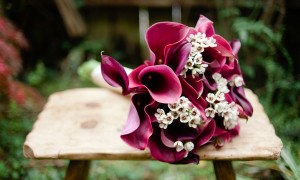 Calla-and-Waxflower-Bouquet