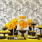 Сладкий свадебный стол в желтом цвете