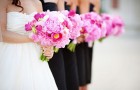Розовое счастье в руках невесты
