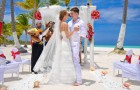 Колоритная свадьба на пляже